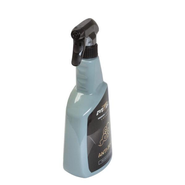 A doua imagine a Solutie Premium MTR Antiaburire ; Antifog 750 ml