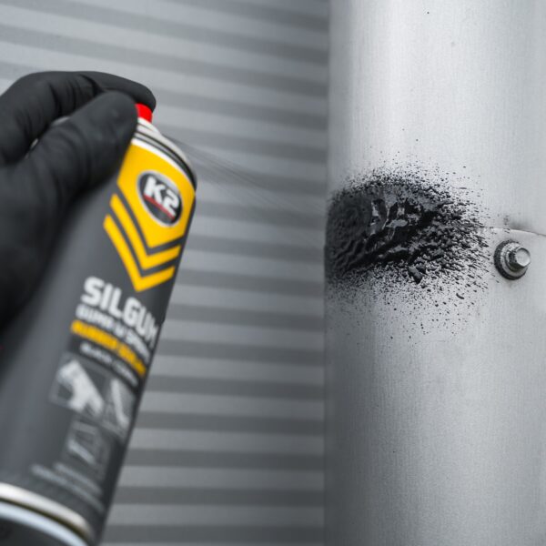 A doua imagine a K2 SILGUM BLACK 400ML SPRAY CAUCIUC LICHID