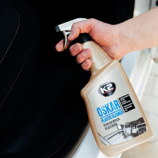 A doua imagine a K2 OSKAR 770ml ATOM Solutie pt.curatat interior auto