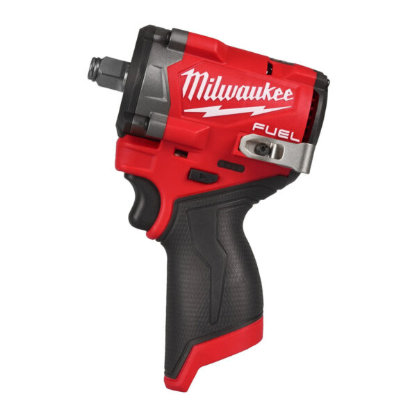 A doua imagine a Cheie compactă de impact ½″ Milwaukee M12 FCIWF12G3-502X FUEL™ cu inel de fixare, 1 x acumulator M12 HB5, 1 x încărcător C12 C, 1 x cutie HD, cod 4933493455