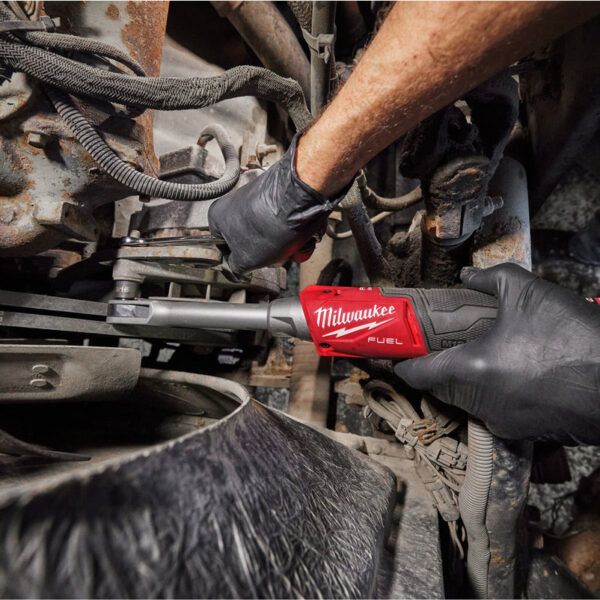 A doua imagine a Antrenor cu clichet Milwaukee M12 FPTR-202X, FUEL™ INSIDER™ PASS-THROUGH, 2 x acumulator M12 B2, 1 x încărcător C12 C, 1 x cutie HD, cod 4933499411